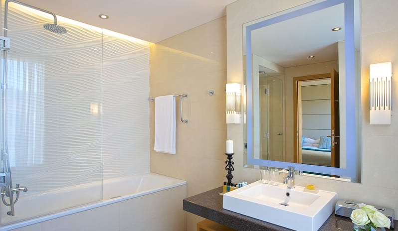 SUN GARDENS - ONE BEDROOM RESIDENCE SEA VIEW DRESSING ROOM